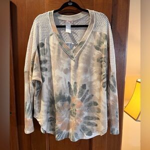 Ces Femme V-Neck Tie-Dye Tunic - Cream and Green